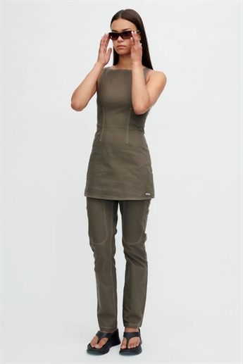 RESUMÉ, Frey dress, Mole